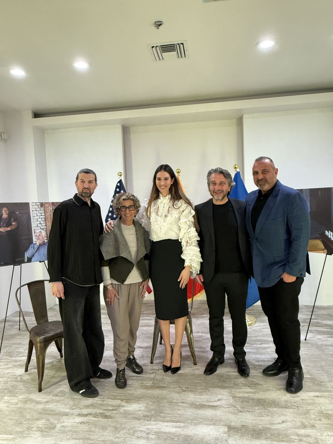 Invitados del conversatorio cultural en Huellas del Arte